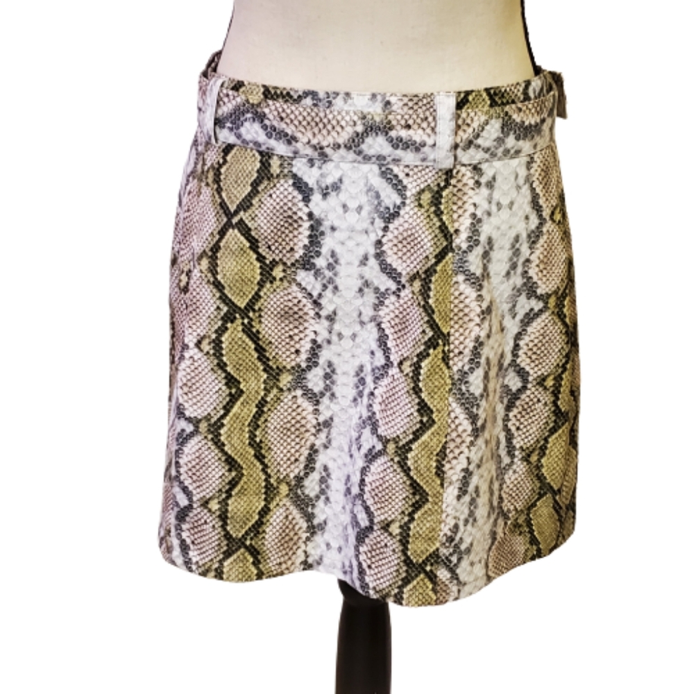 Le Lis Faux Leather Multi-Color Snakeskin Print Mini Skirt, Medium - Picture 7 of 15